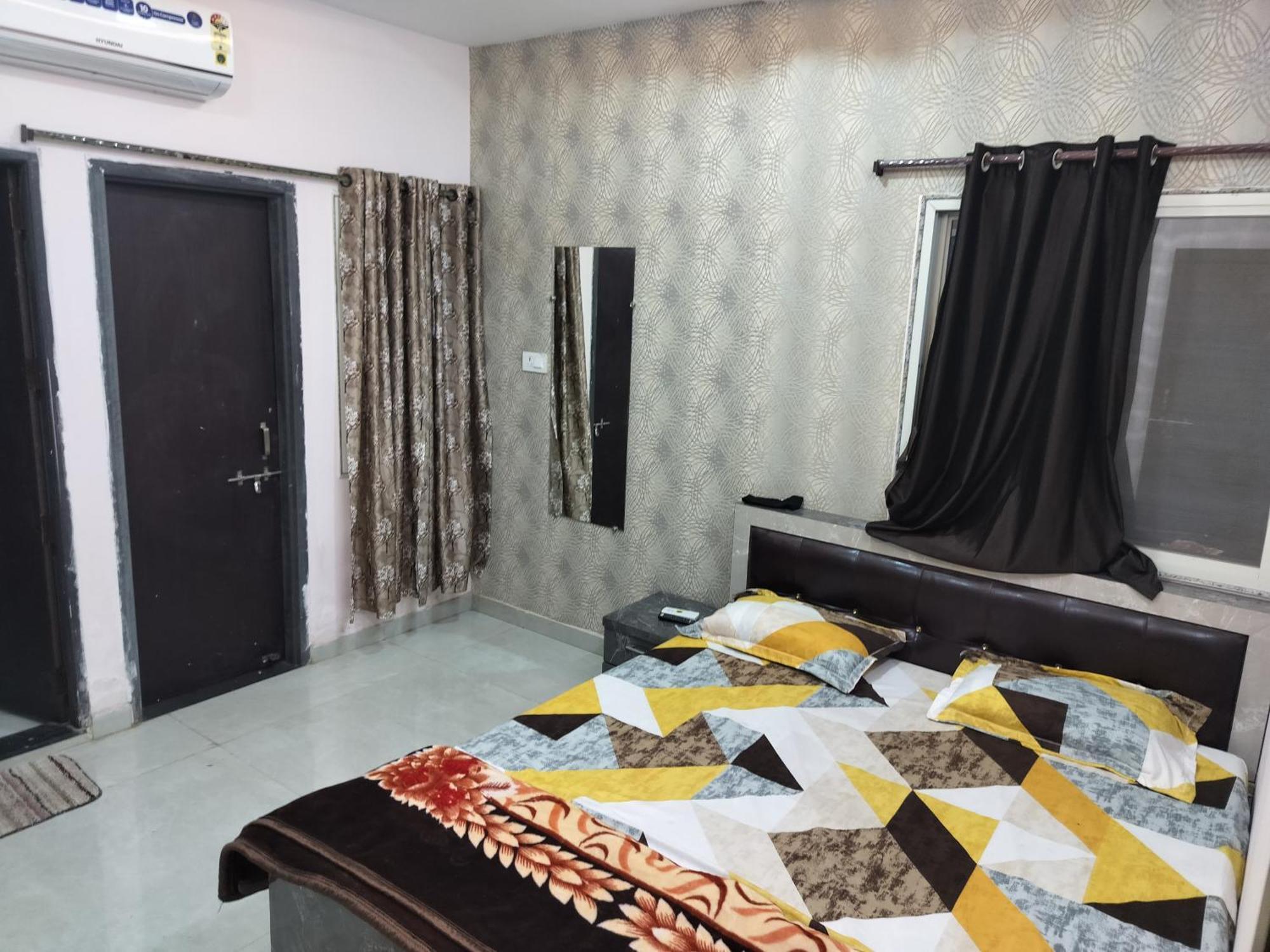 Shiv Shakti Homestay Ujjain Exterior photo